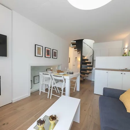 Appartement Bravissimo Portal Nou, With Private Garage