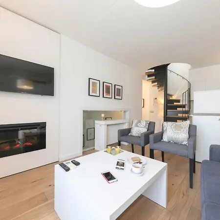 Bravissimo Portal Nou, With Private Garage شقة *