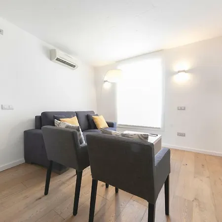 Bravissimo Portal Nou, With Private Garage شقة *