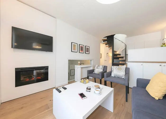 Bravissimo Portal Nou, With Private Garage Διαμέρισμα *