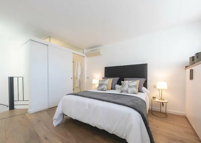 Bravissimo Portal Nou, With Private Garage Gerona