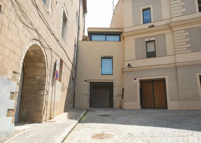 Bravissimo Portal Nou, With Private Garage Appartement *