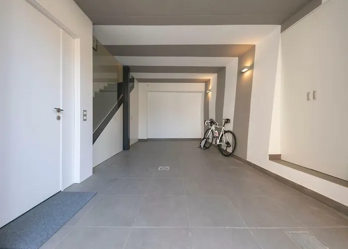 Bravissimo Portal Nou, With Private Garage Appartement Gerona