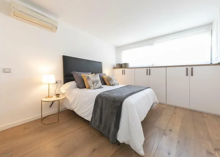 Appartement Bravissimo Portal Nou, With Private Garage