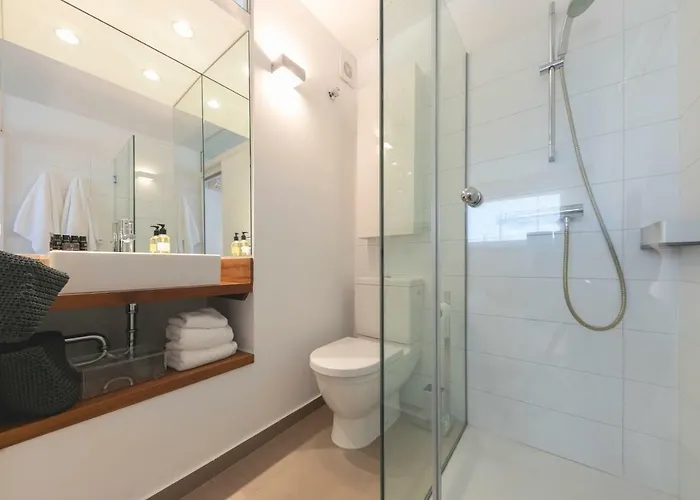 Διαμέρισμα Bravissimo Portal Nou, With Private Garage *