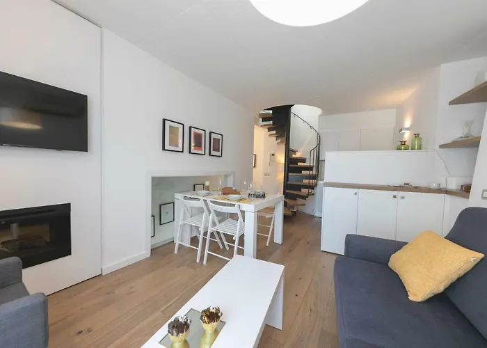 Διαμέρισμα Bravissimo Portal Nou, With Private Garage